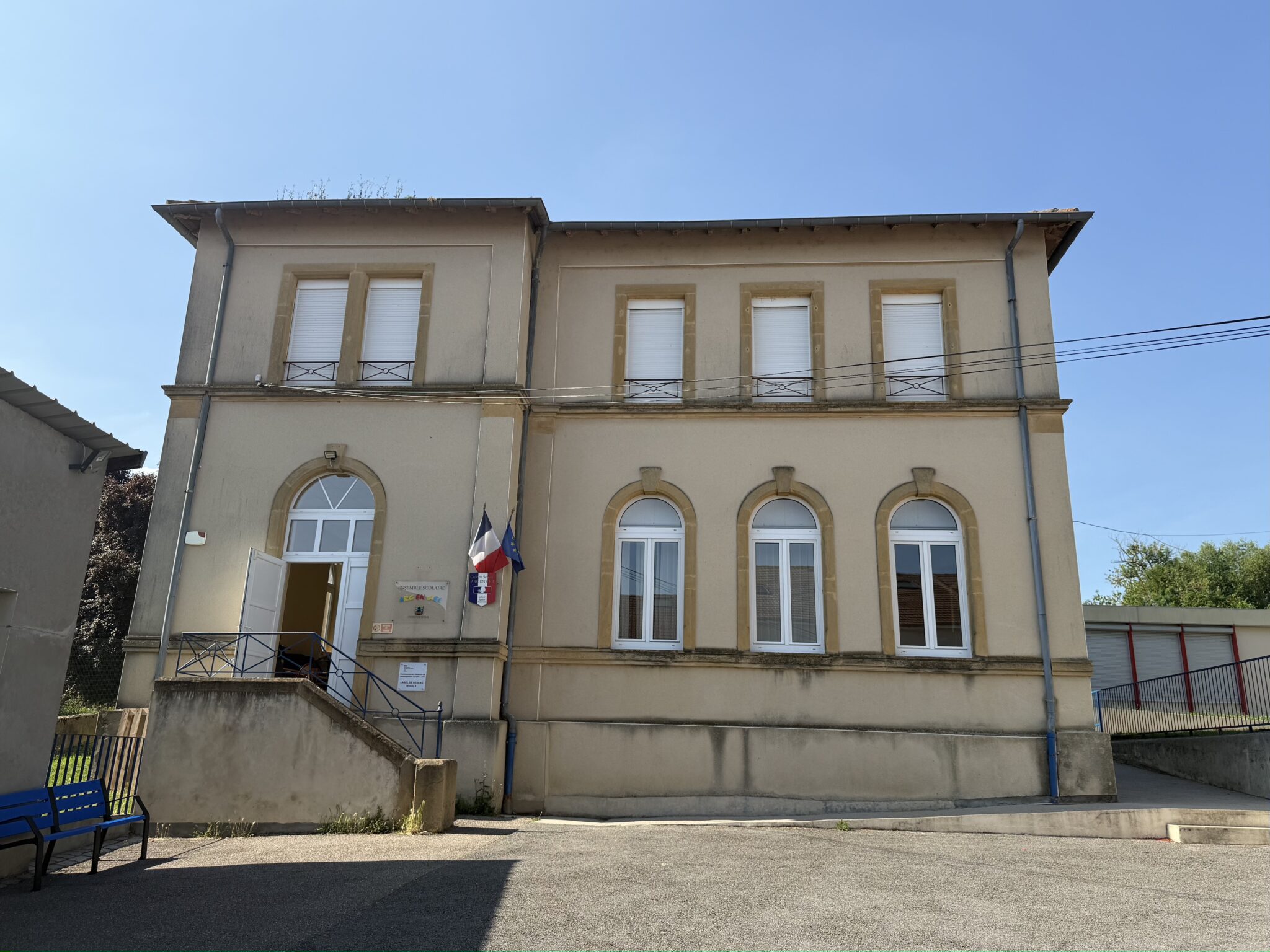 Groupe scolaire Arc-en-Ciel de Charly-Oradour