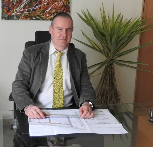 rene-huberty-je-remercie-l-equipe-municipale-adjoints-conseillers-municipaux-secretaires-et-ouvriers-municipaux-photo-rl-1490718047 Conseil municipal